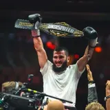 Artur Beterbiev