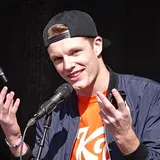 Enzo Knol