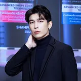 Mew Suppasit